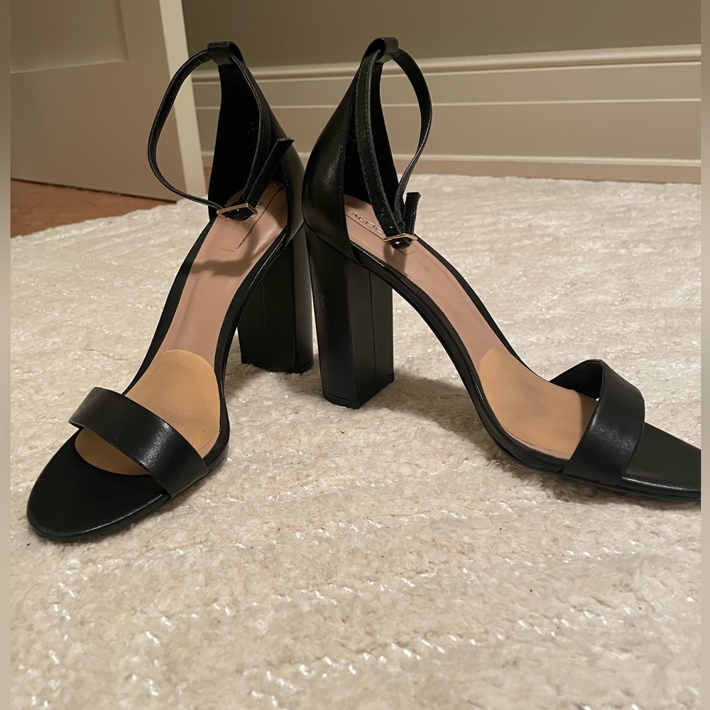 Aldo chunky strap heels - Picture 3 of 5